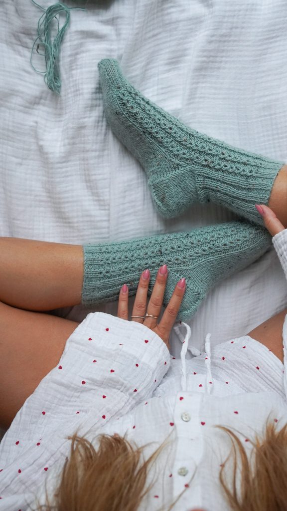 Socken stricken Anleitung Kaffeebohnenmuster