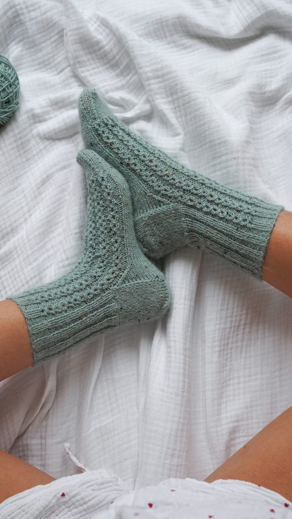 Socken stricken Anleitung Kaffeebohnenmuster