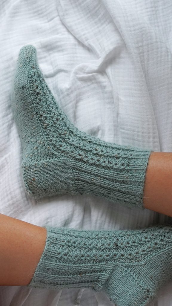 Socken stricken Anleitung Kaffeebohnenmuster