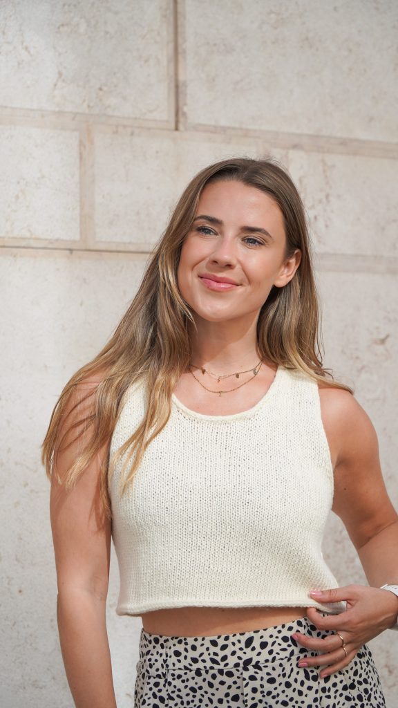 Tanktop stricken Anleitung Top Sritahnu Vorderansicht