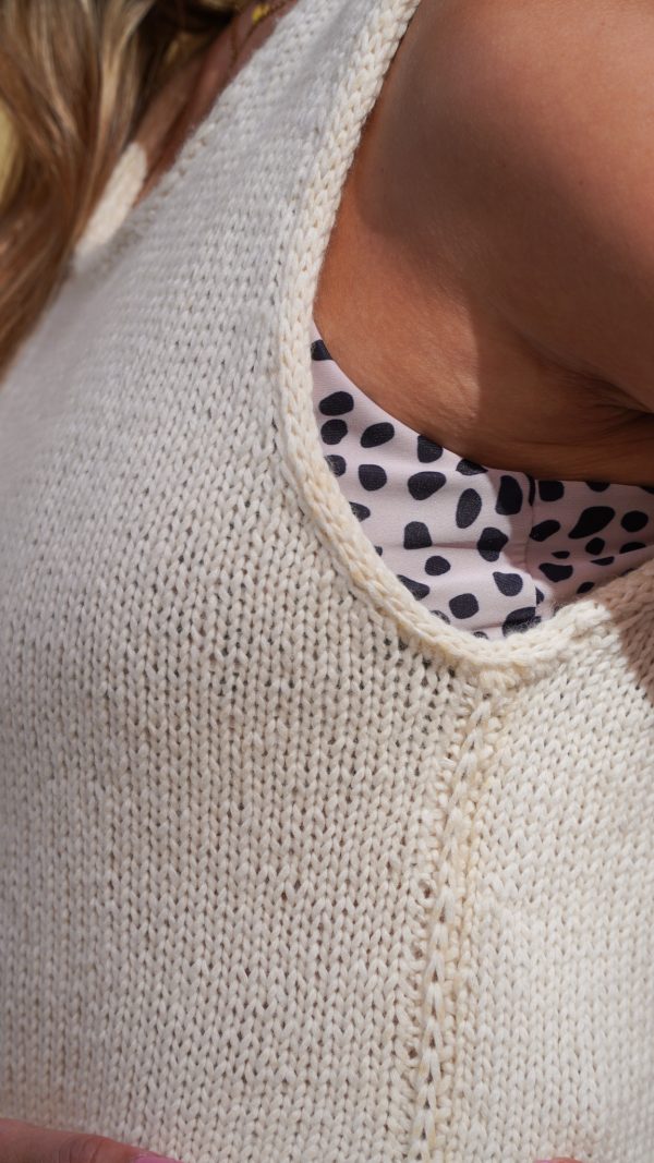 Tanktop stricken mit Fakenaht Detailaufnahme