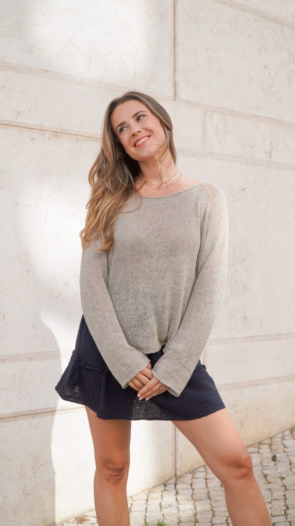 Sommerpullover stricken mit dekorativen Raglanlinien und I-Cord-Rand