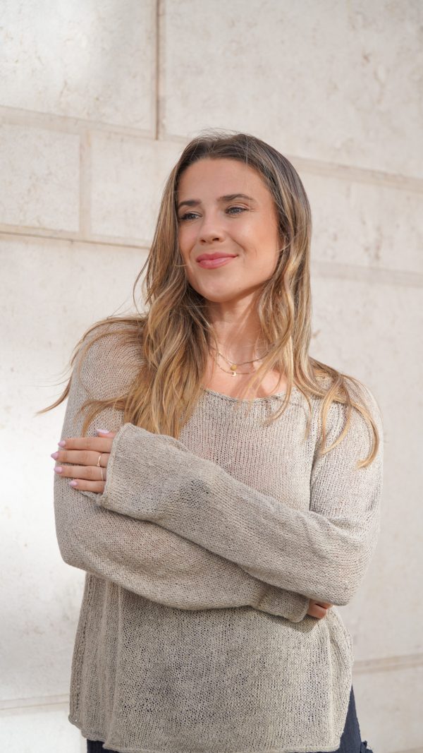 Sommerpullover stricken mit dekorativen Raglanlinien und I-Cord-Rand